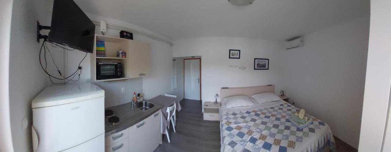 Gvacic House Apartment Supetarska Draga Exterior foto