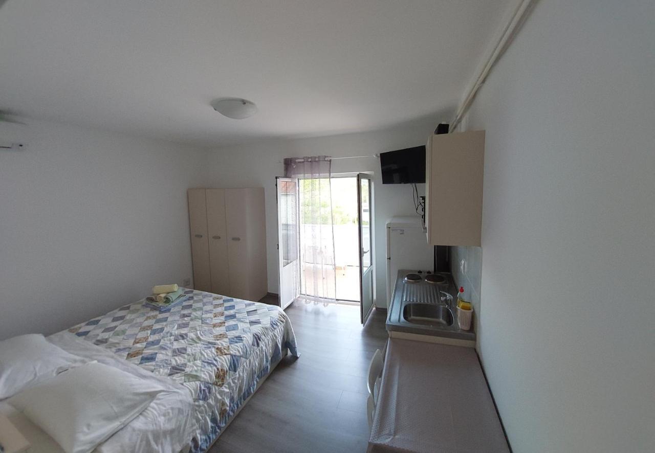 Gvacic House Apartment Supetarska Draga Exterior foto