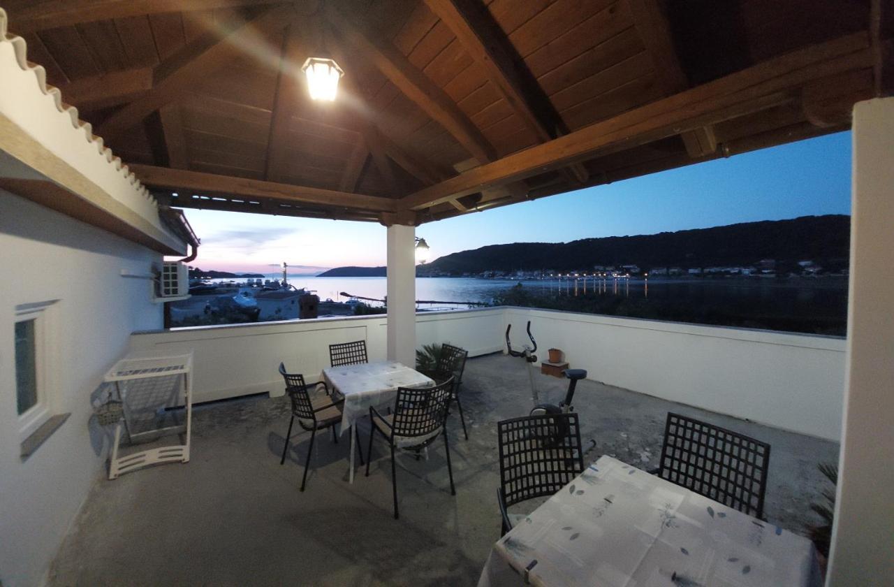 Gvacic House Apartment Supetarska Draga Exterior foto